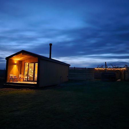 Hotel Under The Oak Glamping Caerphilly Exterior foto